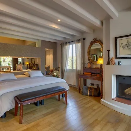 Maison Avec Piscine Proche De La