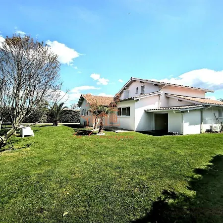Maison Avec Piscine Proche De La * Bidart